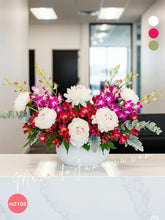 Arreglo Floral con Dendrobium, Peonías y Alstroemerias